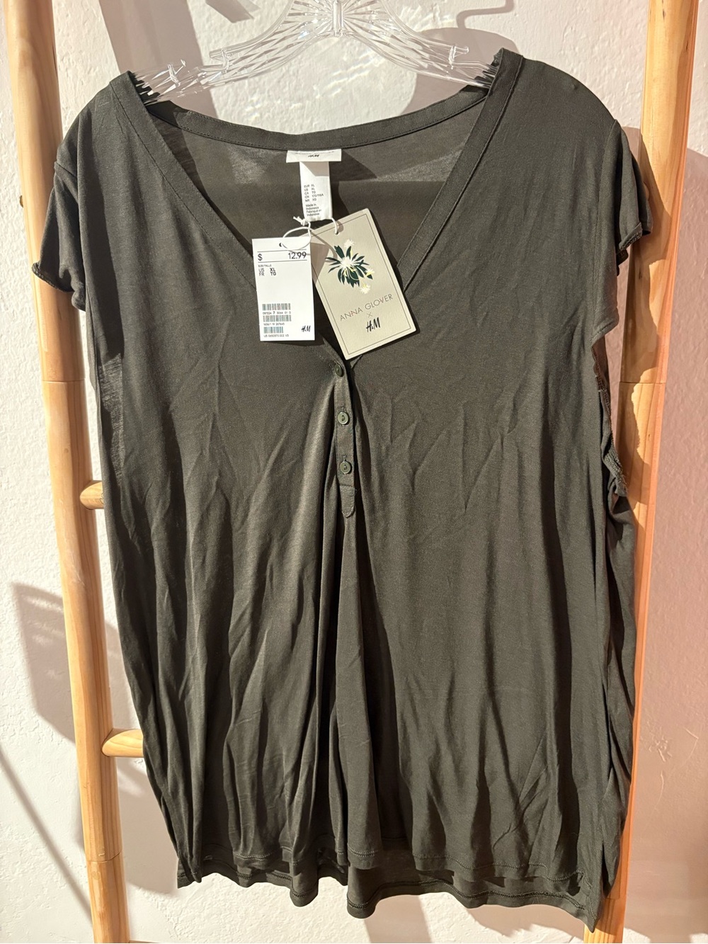 H&M Olive Green Short-Sleeve V-Neck Button Top
